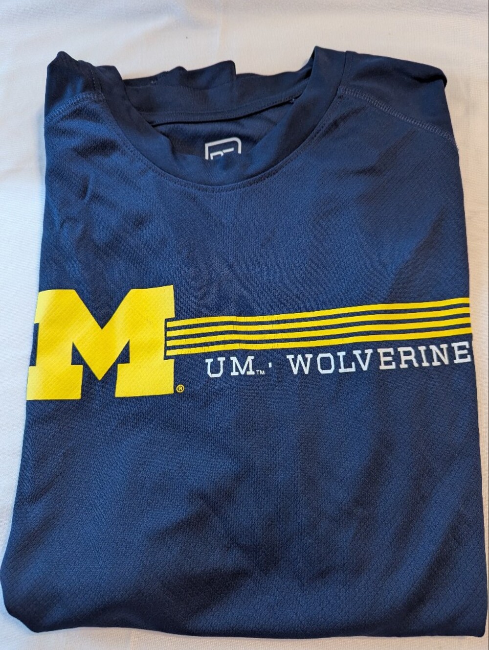 U Of M Wolverines Proedge Shirt Size Large